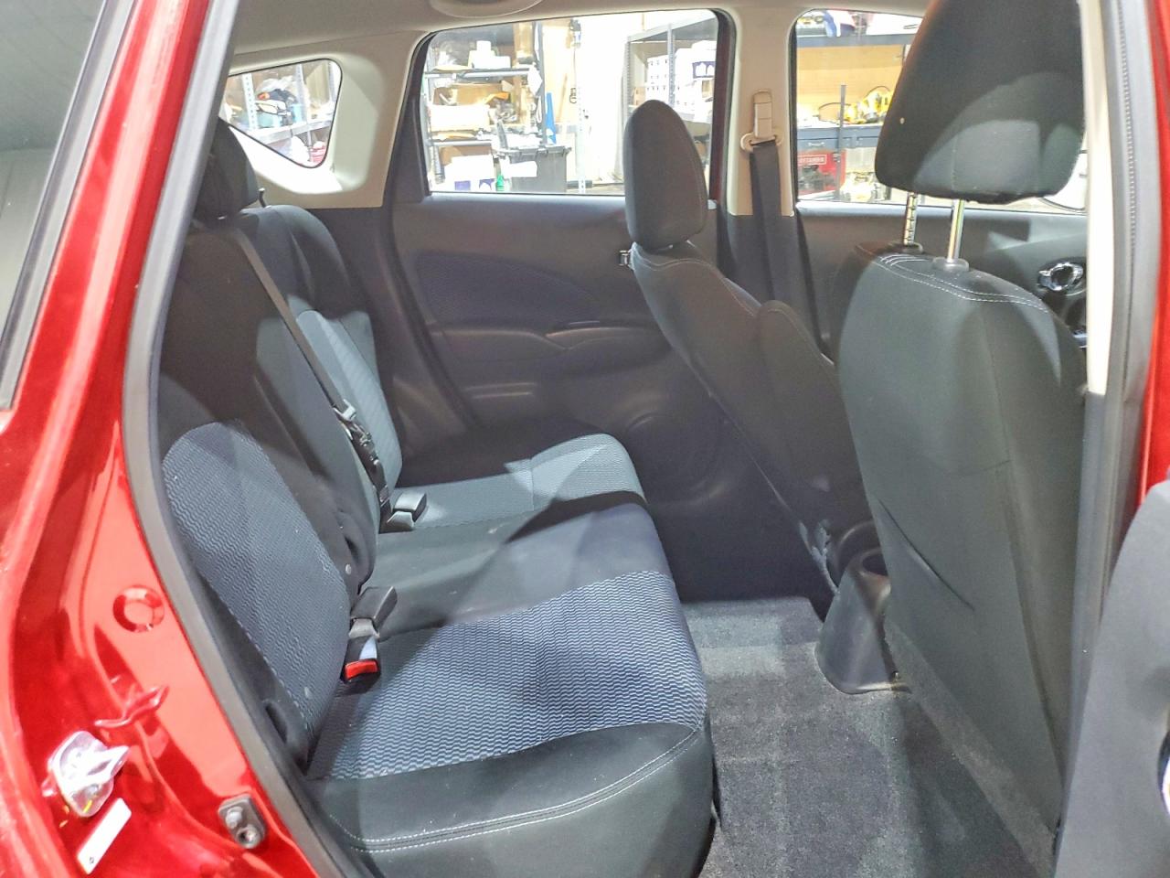 2015 NISSAN VERSA