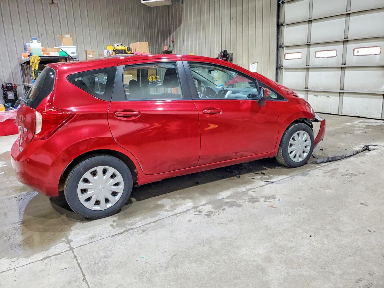2015 NISSAN VERSA