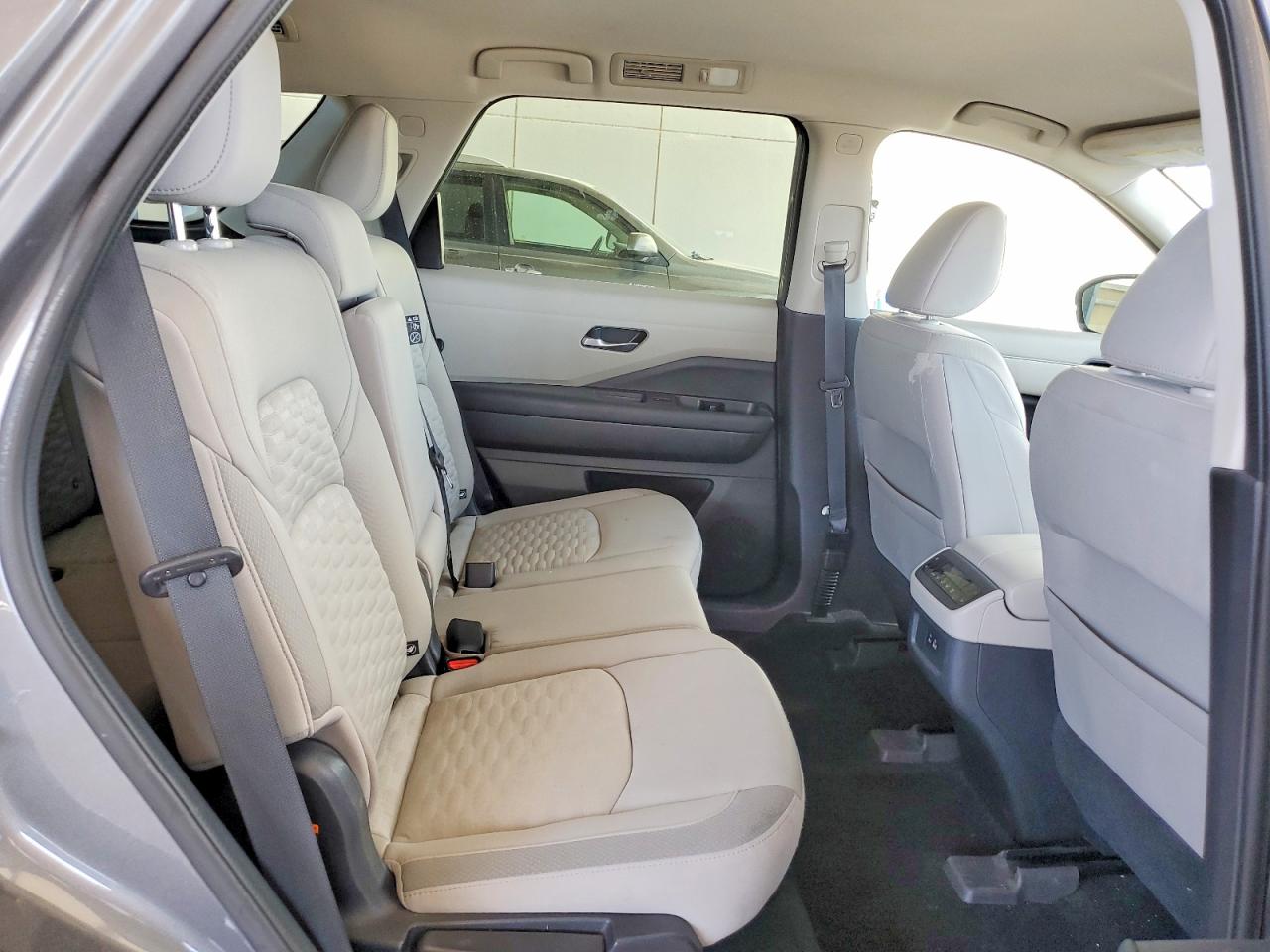 2022 NISSAN PATHFINDER