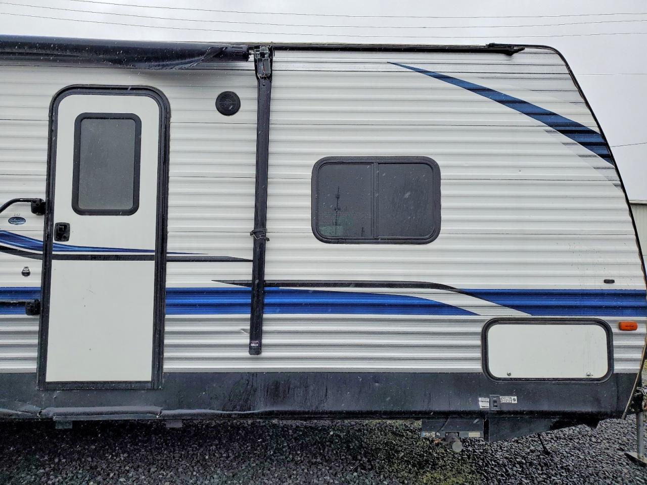 2021 KEYSTONE TRAILERS