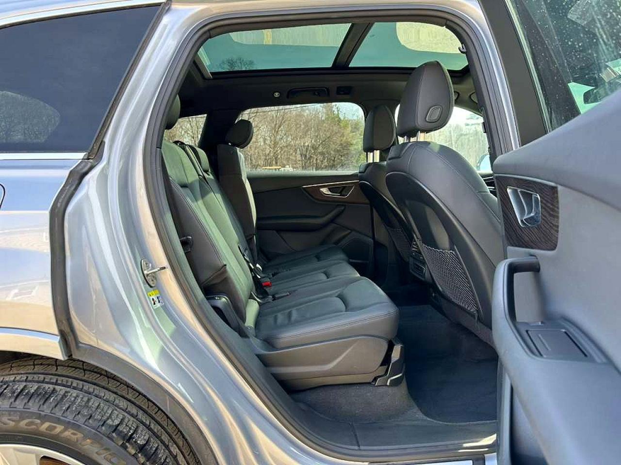 2021 AUDI Q7