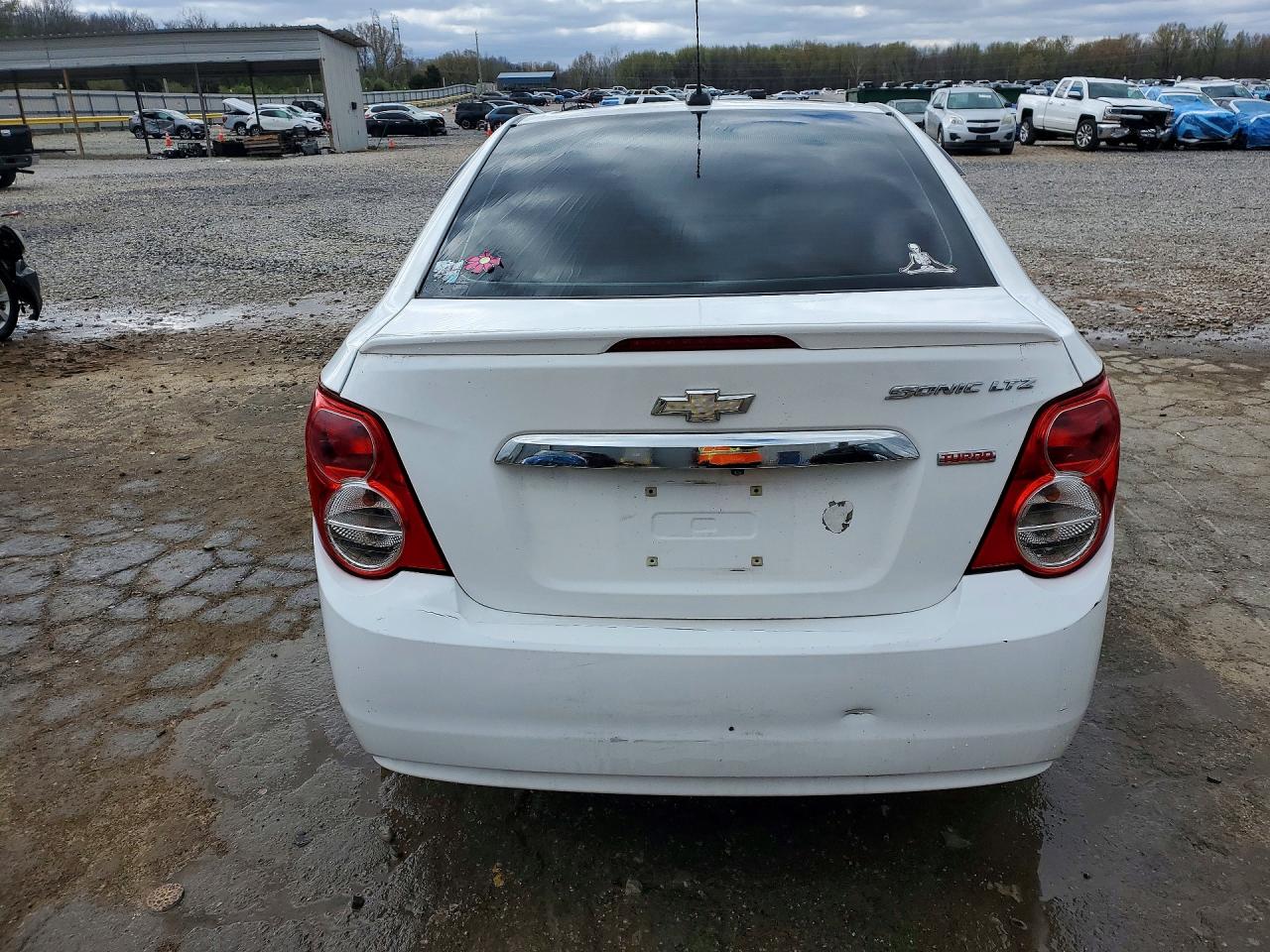 2015 CHEVROLET SONIC