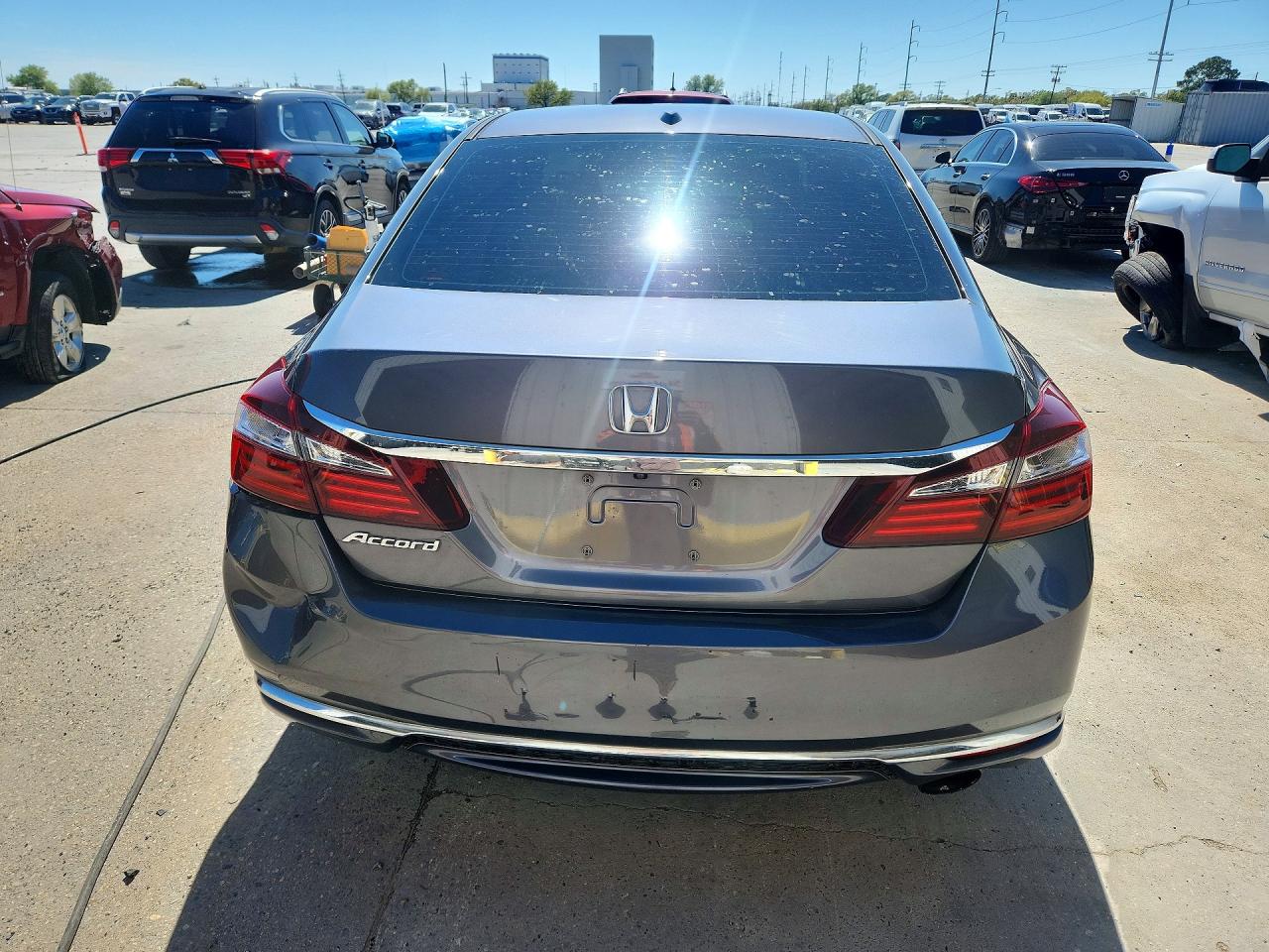 2017 HONDA ACCORD