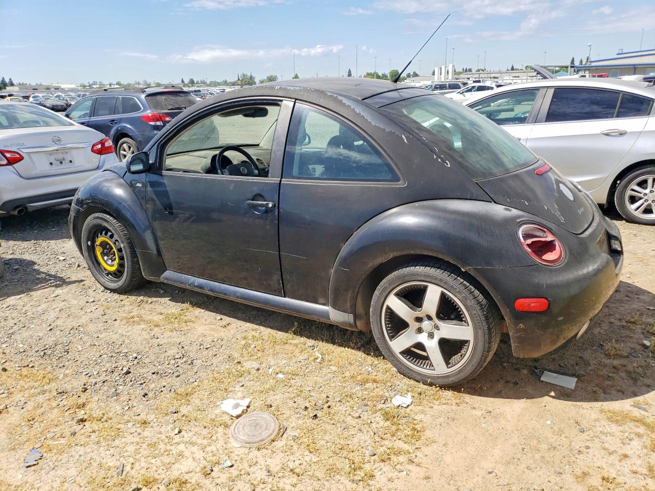 2002 VOLKSWAGEN BEETLE