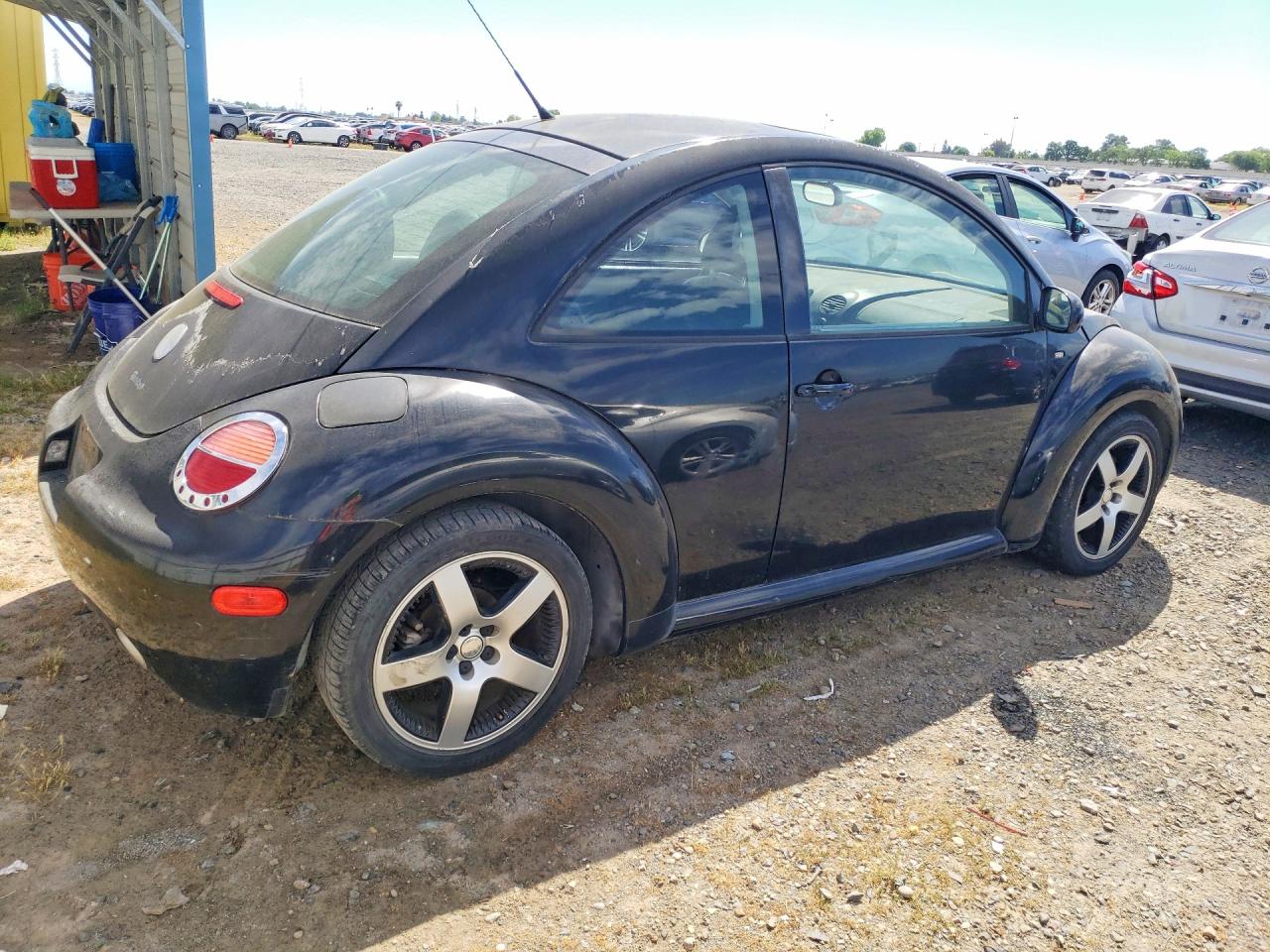 2002 VOLKSWAGEN BEETLE