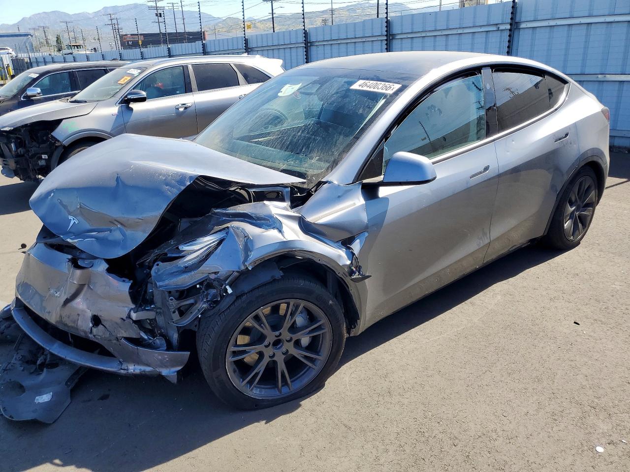 2024 TESLA MODEL Y