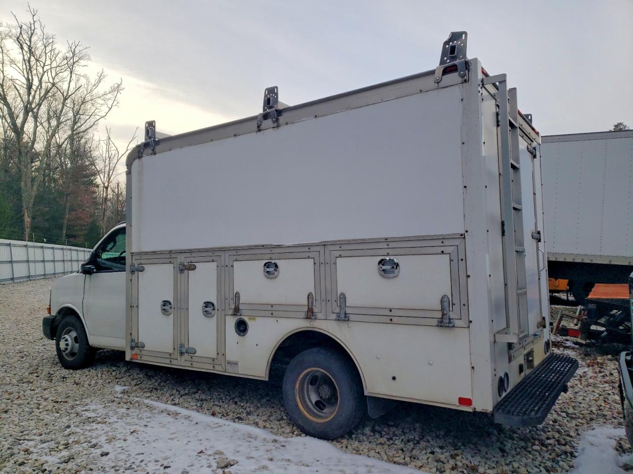 2016 CHEVROLET EXPRESS