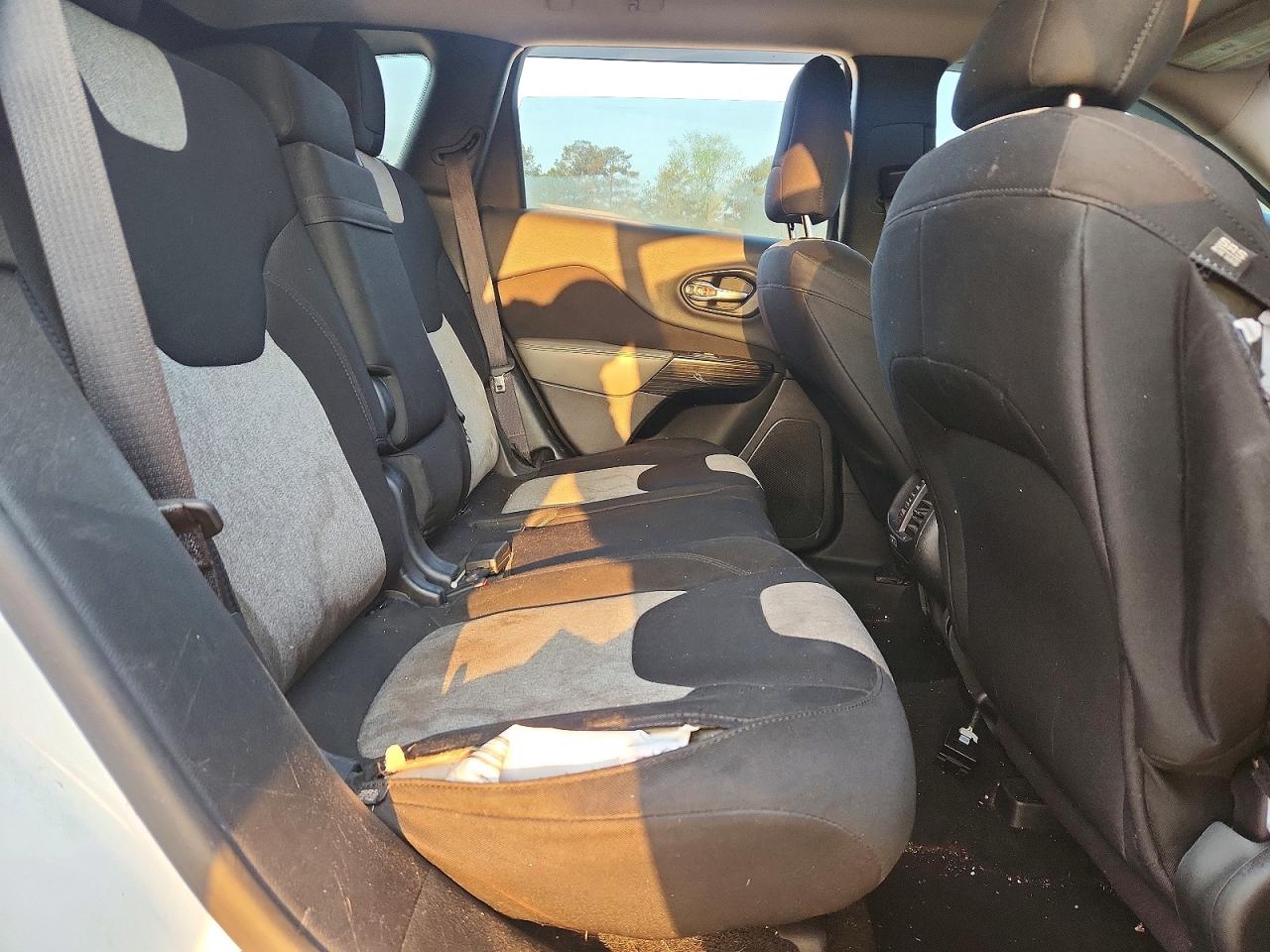 2014 JEEP CHEROKEE