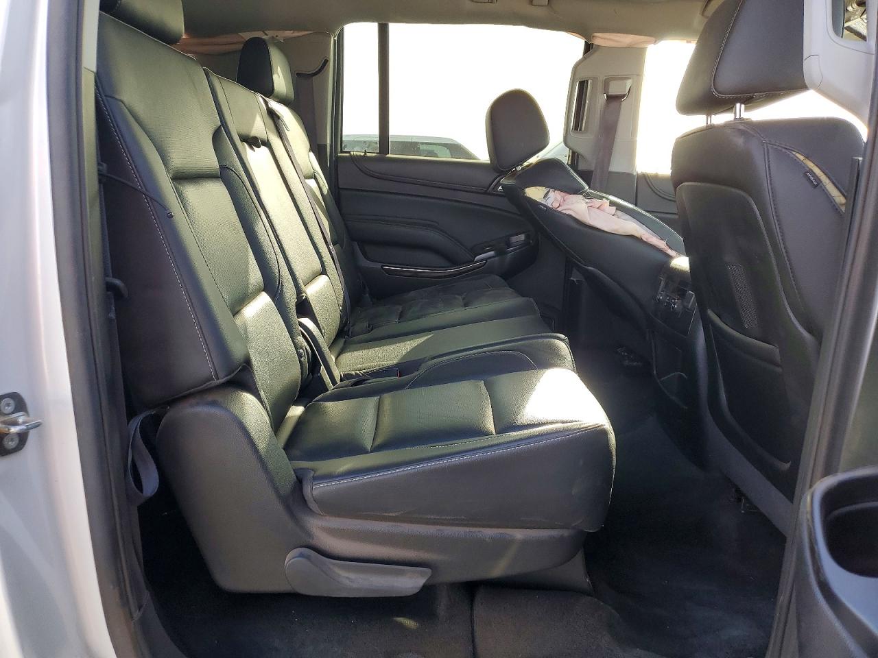 2016 GMC YUKON