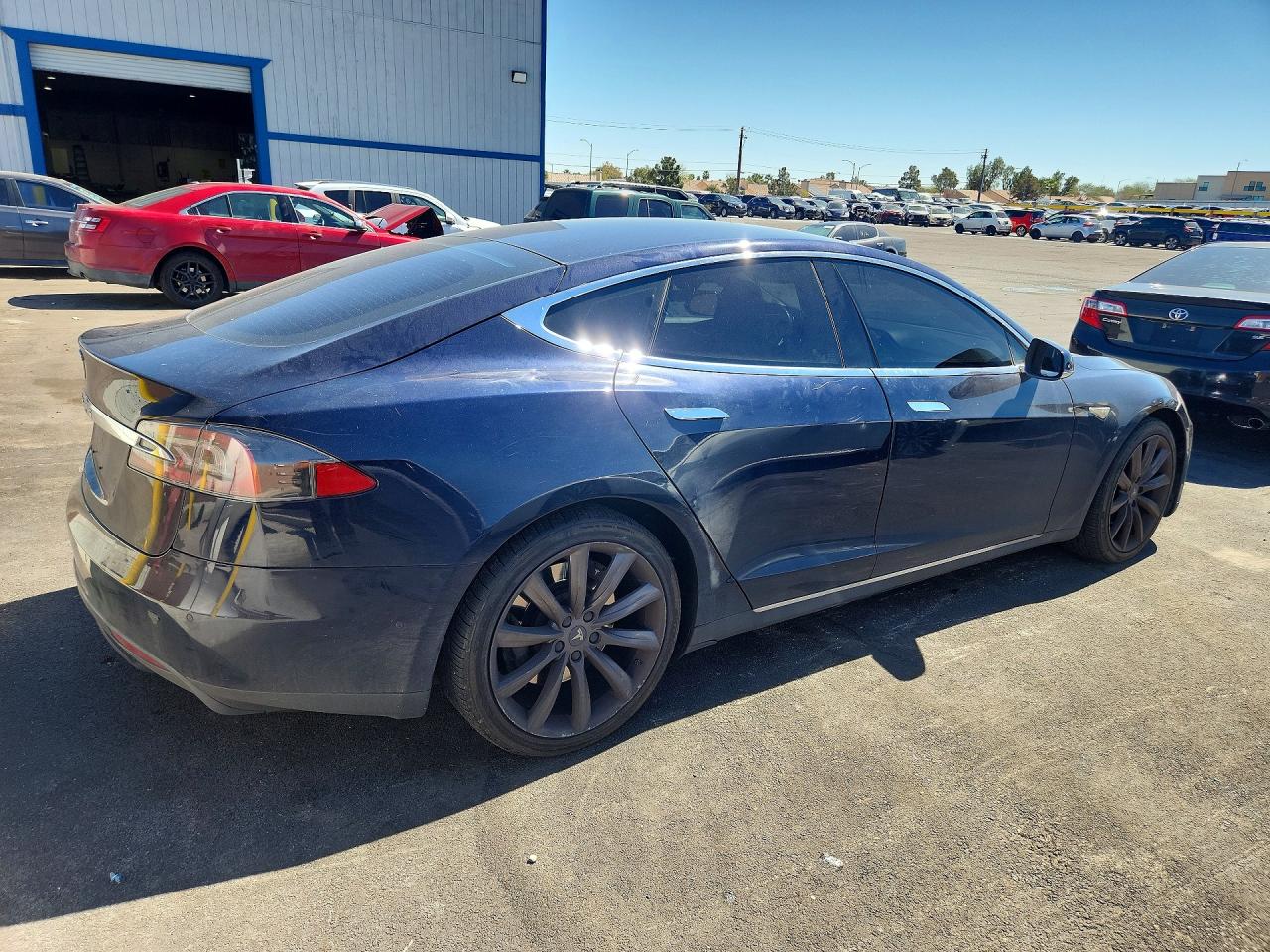 2015 TESLA MODEL S