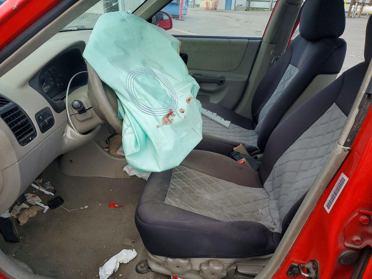 2003 HYUNDAI ACCENT