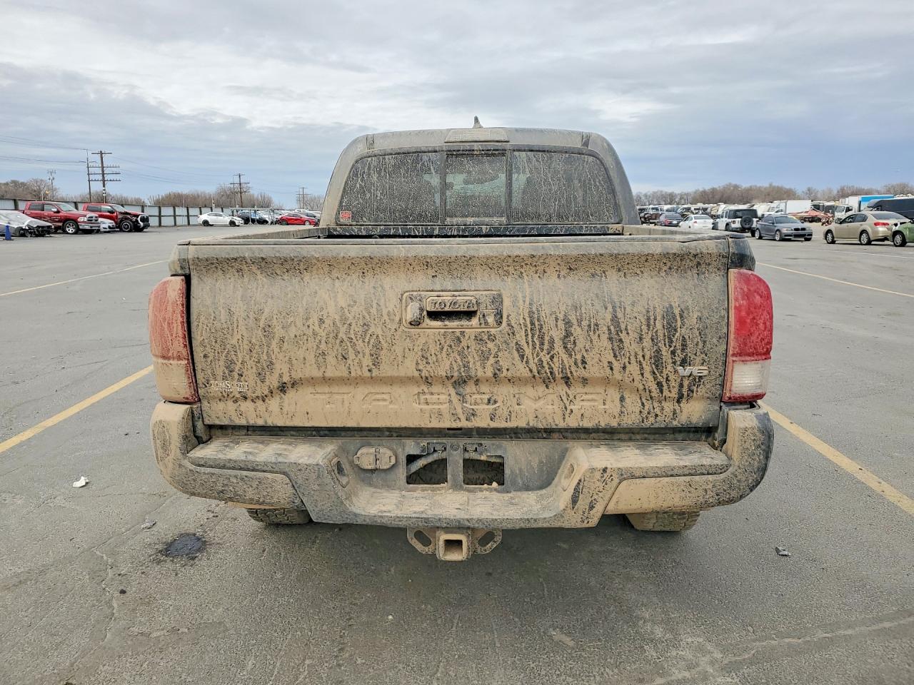 2016 TOYOTA TACOMA