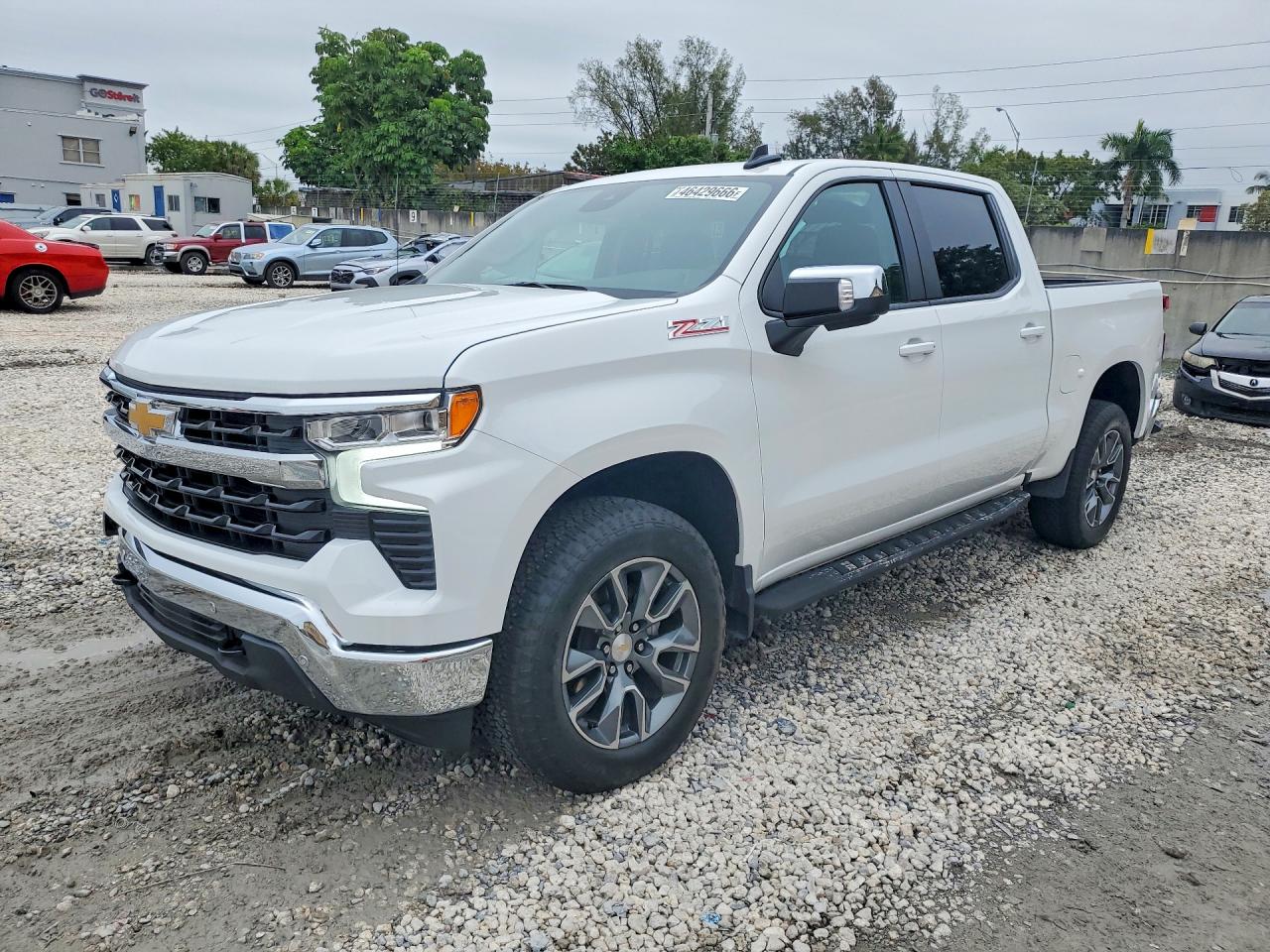 2025 CHEVROLET SILVERADO