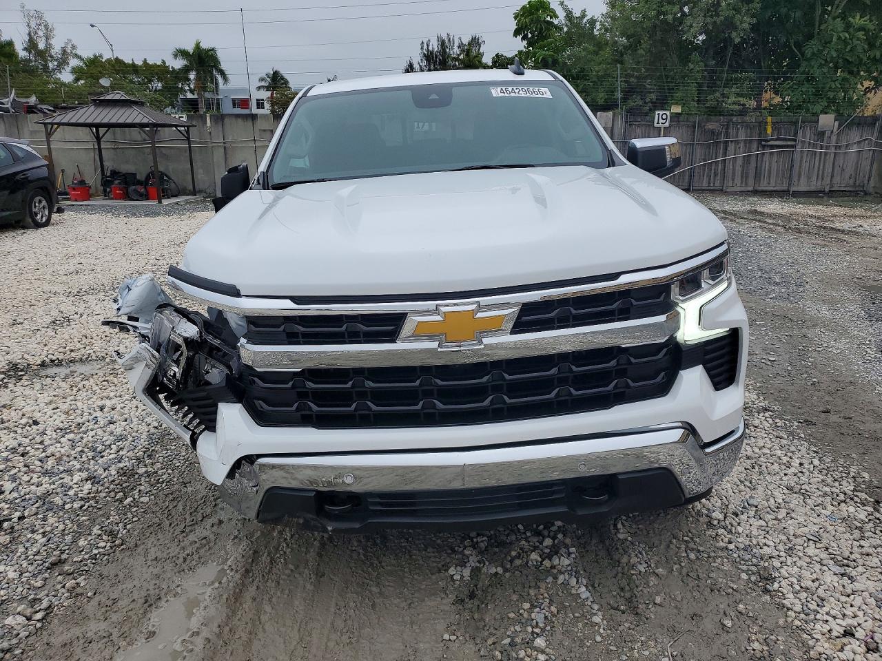 2025 CHEVROLET SILVERADO