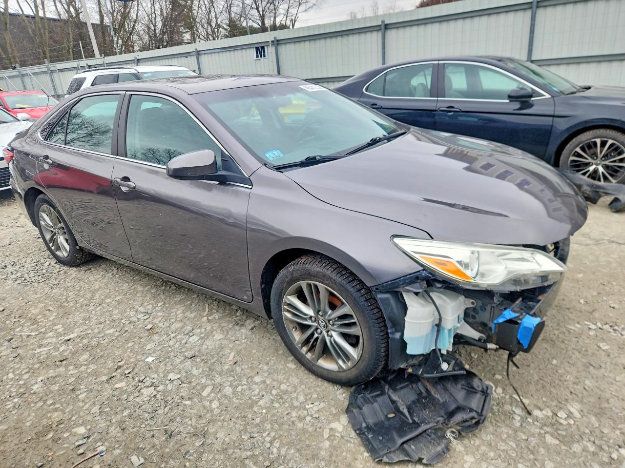 2016 TOYOTA CAMRY
