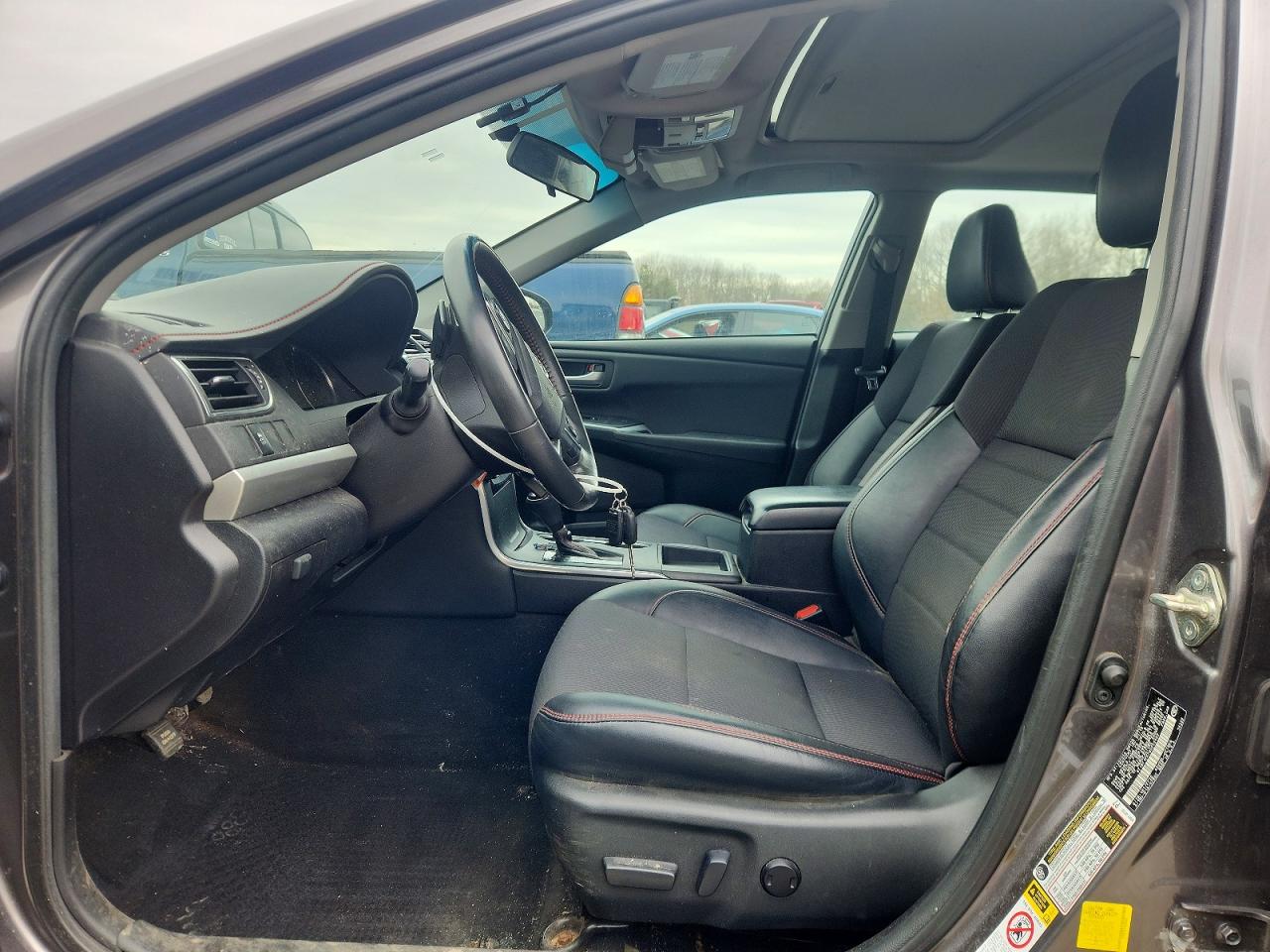 2016 TOYOTA CAMRY
