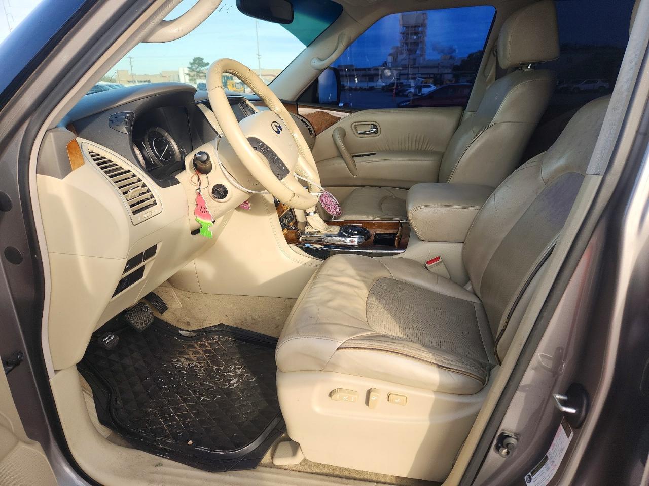 2014 INFINITI QX80