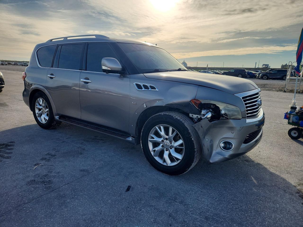 2014 INFINITI QX80