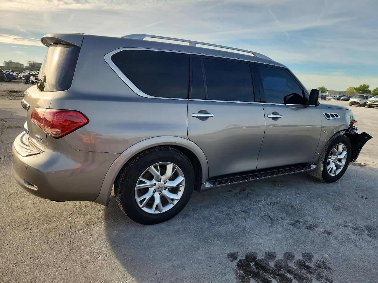 2014 INFINITI QX80