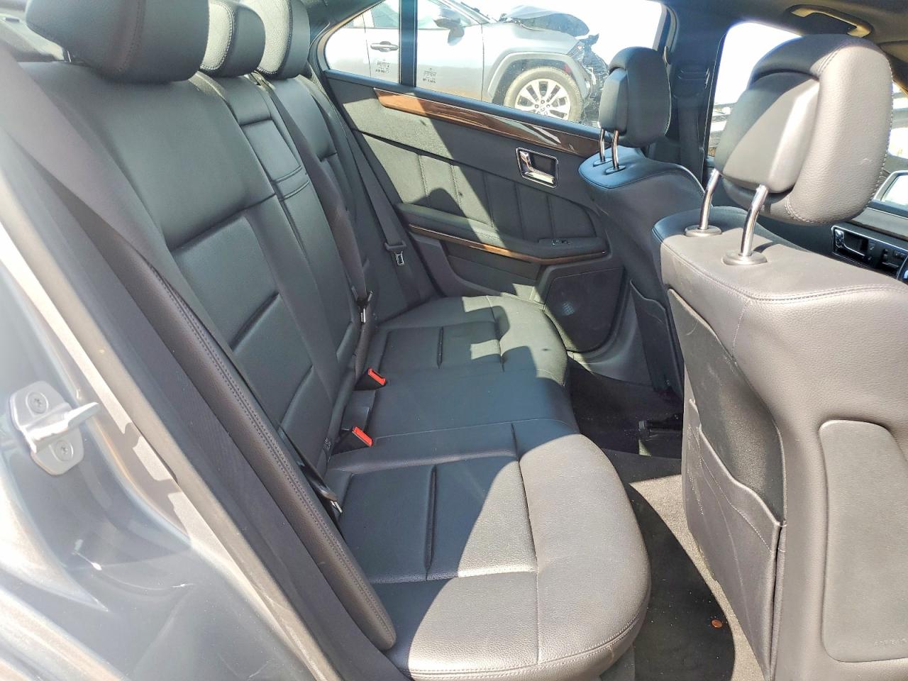 2011 MERCEDES-BENZ E-CLASS