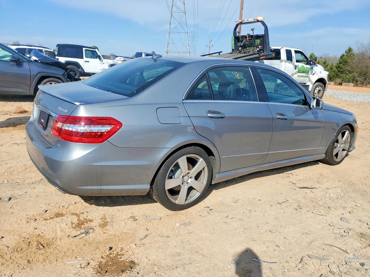 2011 MERCEDES-BENZ E-CLASS