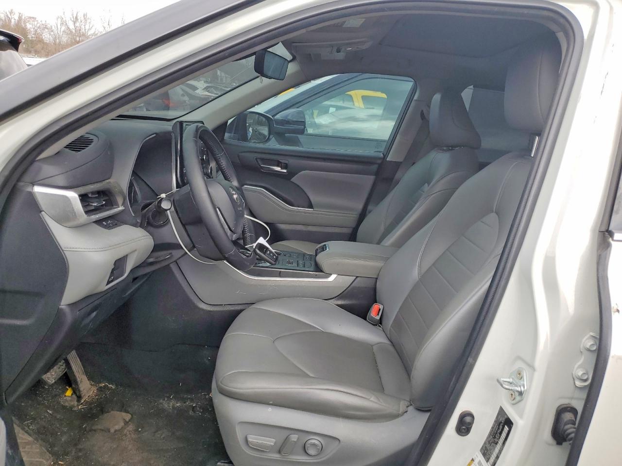 2021 TOYOTA HIGHLANDER