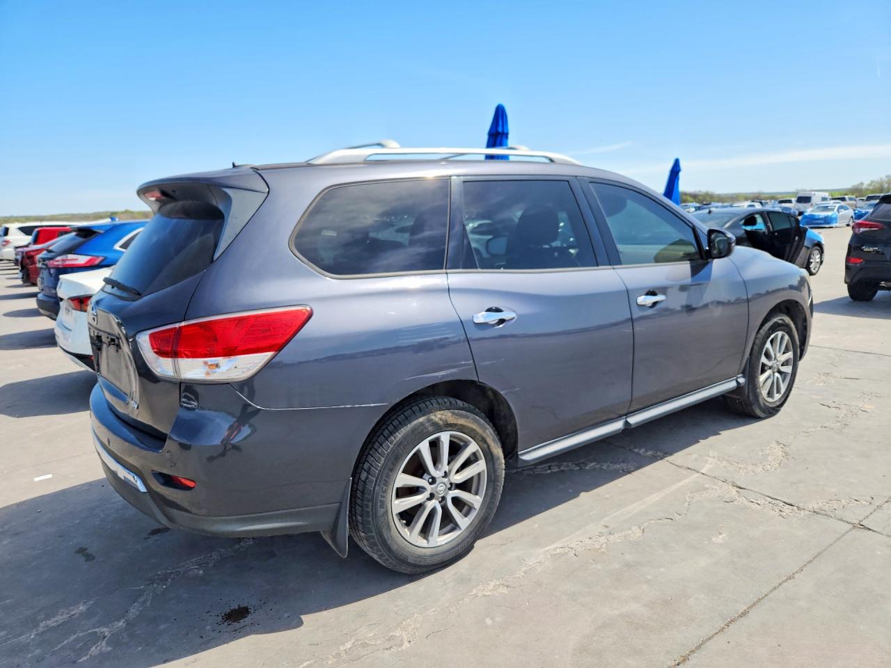 2013 NISSAN PATHFINDER