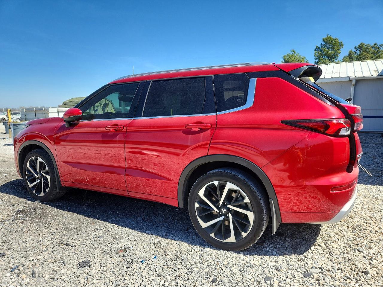 2024 MITSUBISHI OUTLANDER