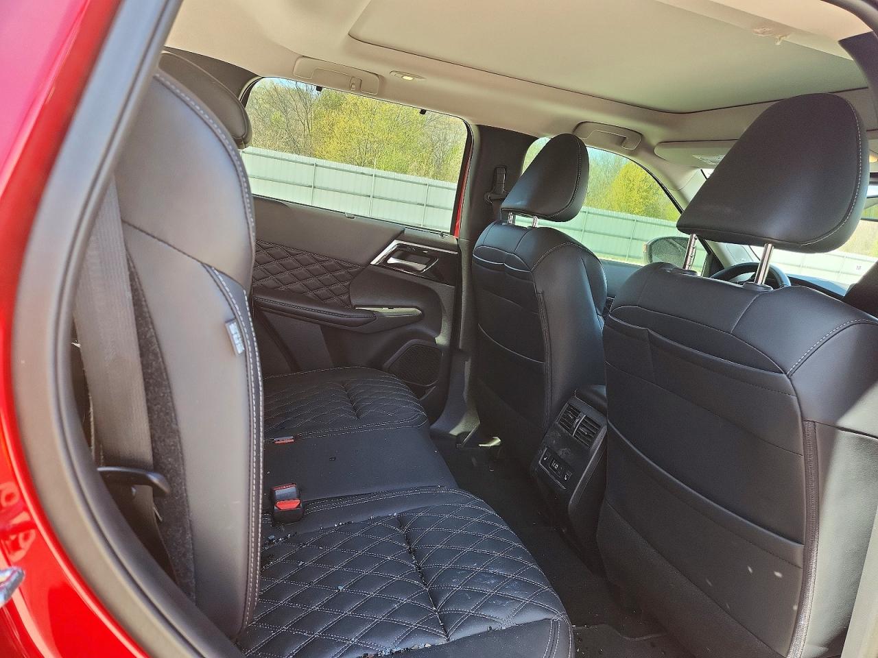 2024 MITSUBISHI OUTLANDER