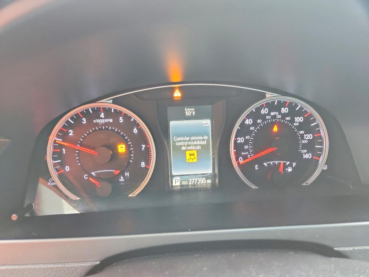 2016 TOYOTA CAMRY