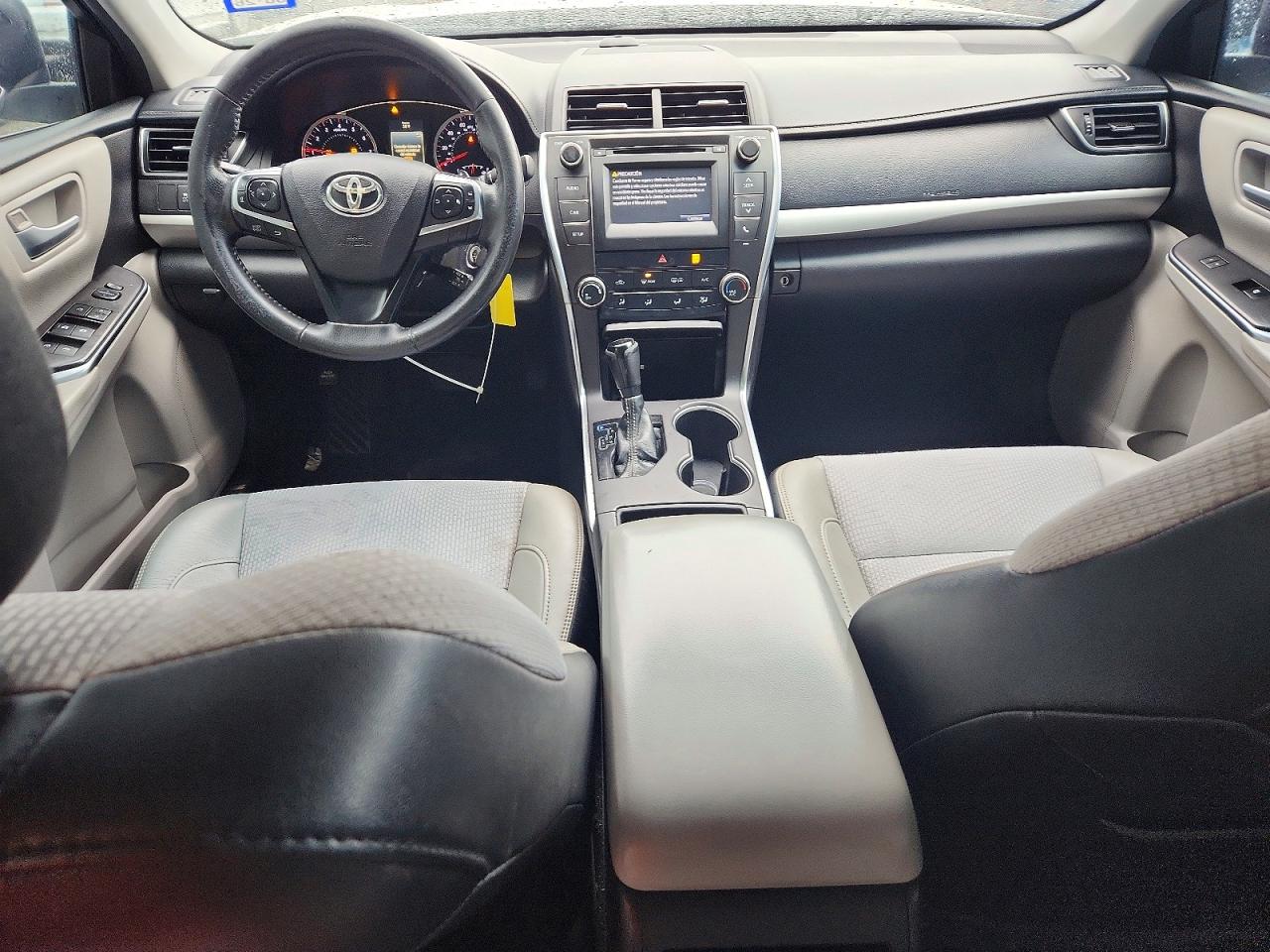 2016 TOYOTA CAMRY