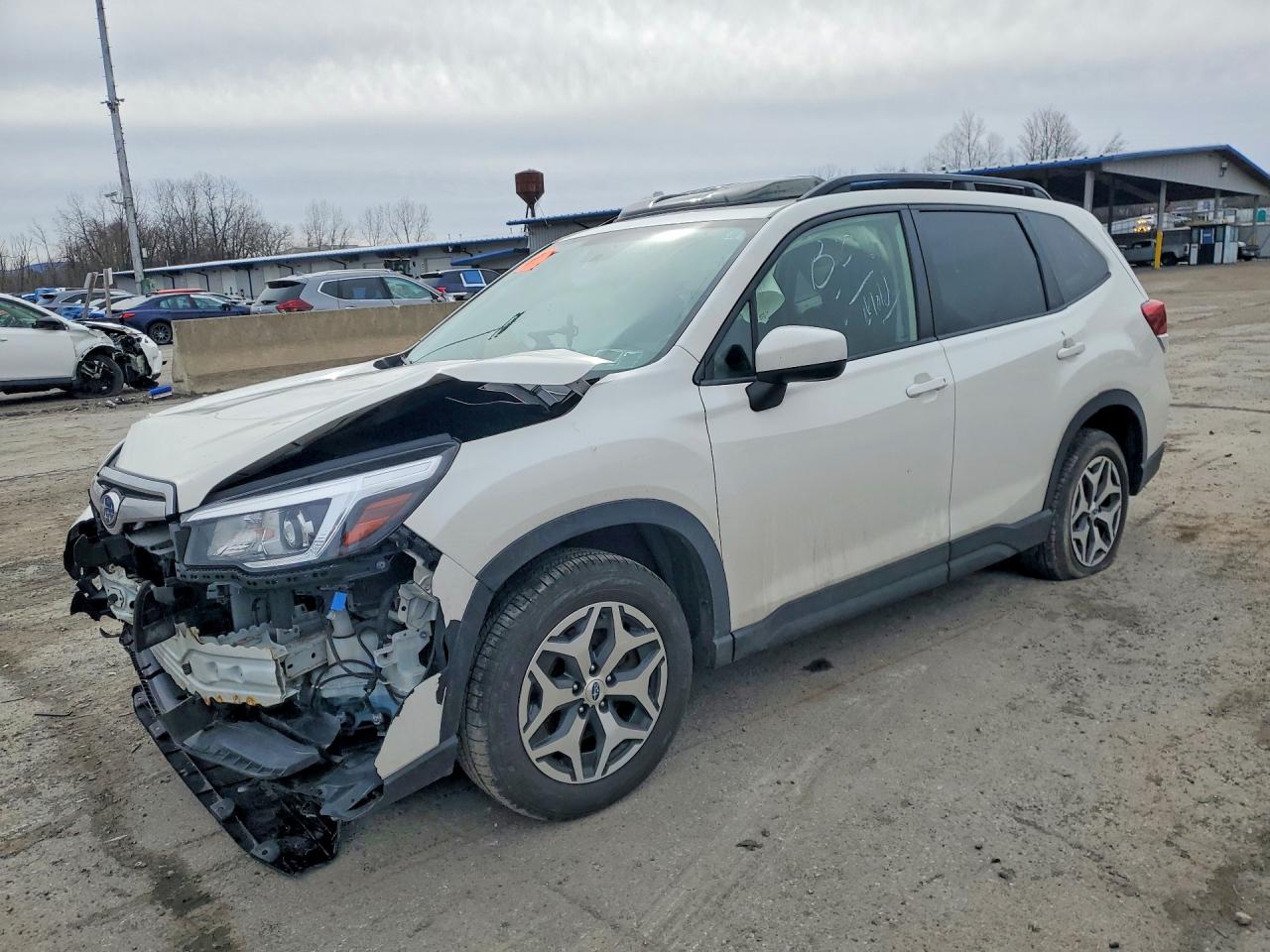 2019 SUBARU FORESTER