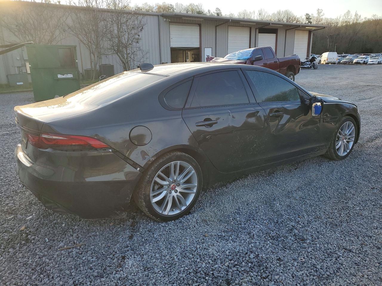 2023 JAGUAR XF