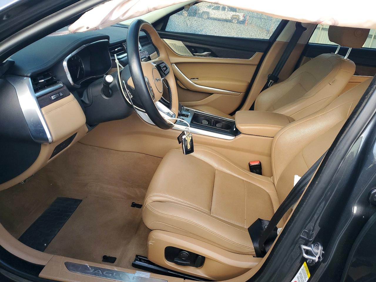 2023 JAGUAR XF