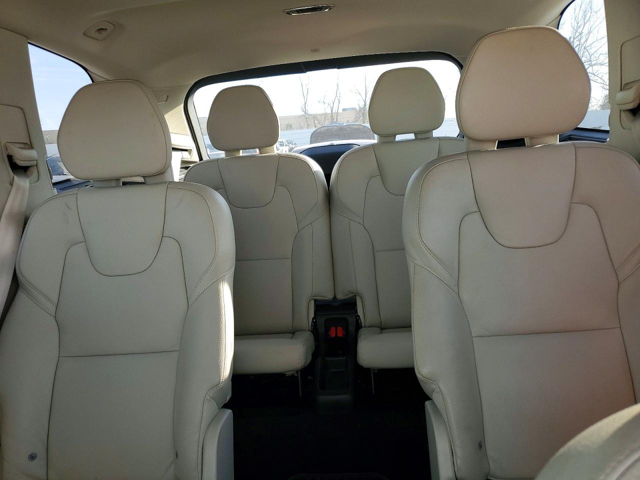 2020 VOLVO XC90