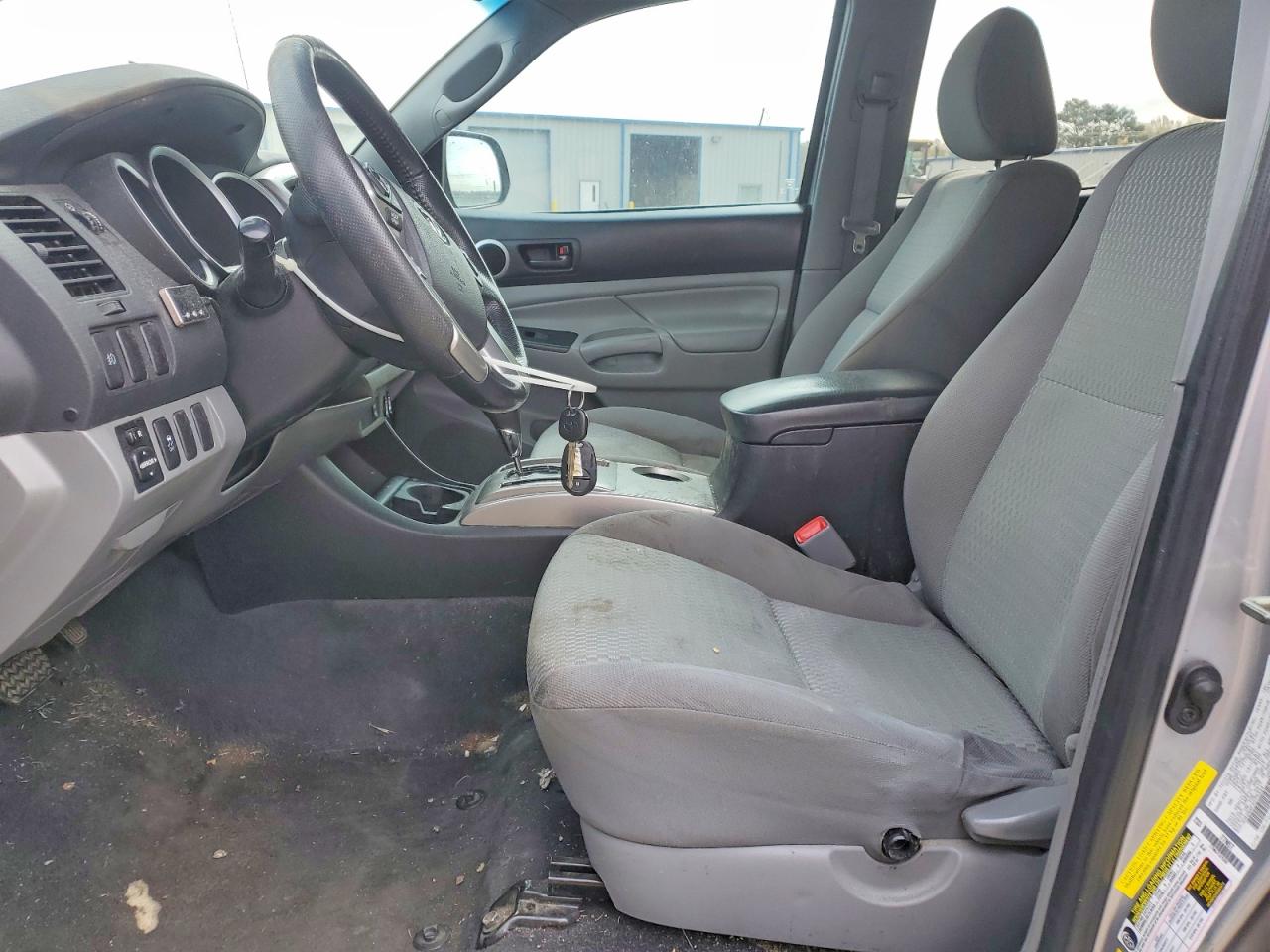 2015 TOYOTA TACOMA