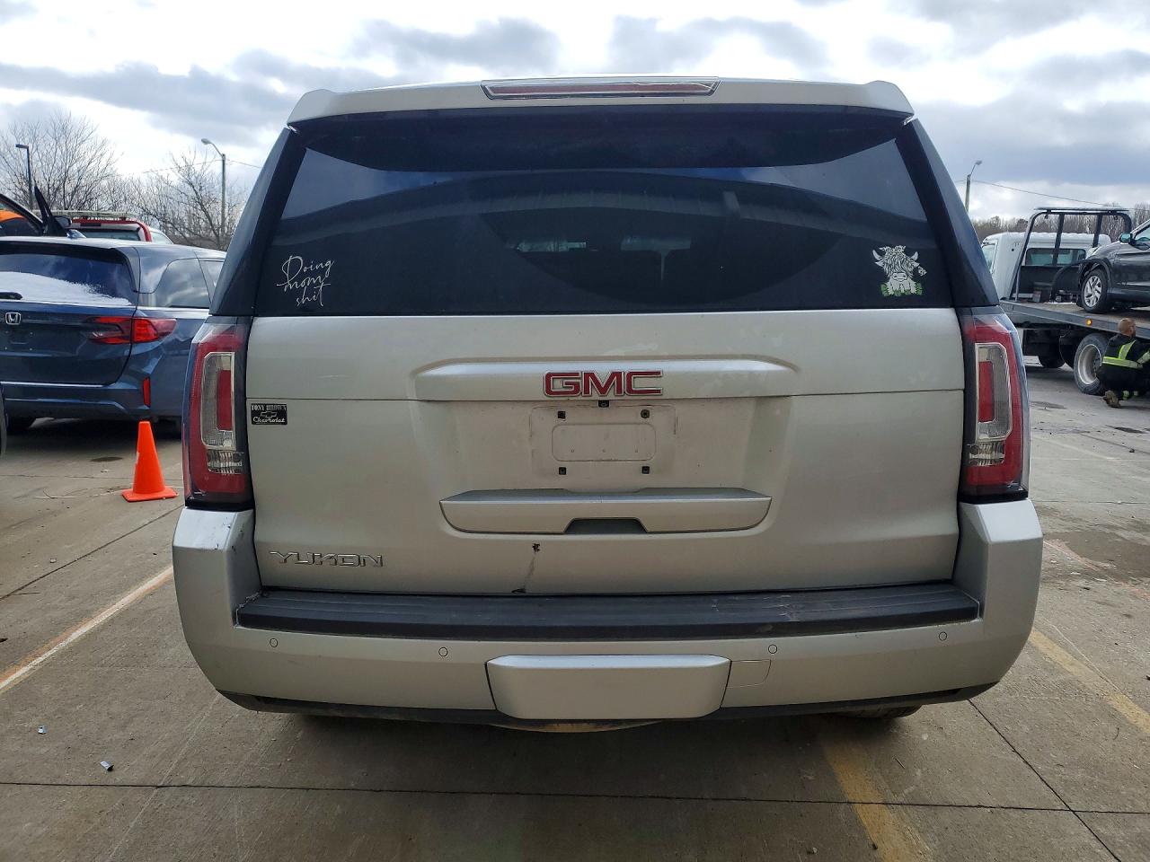 2015 GMC YUKON