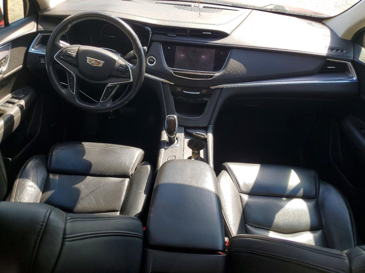 2017 CADILLAC XT5