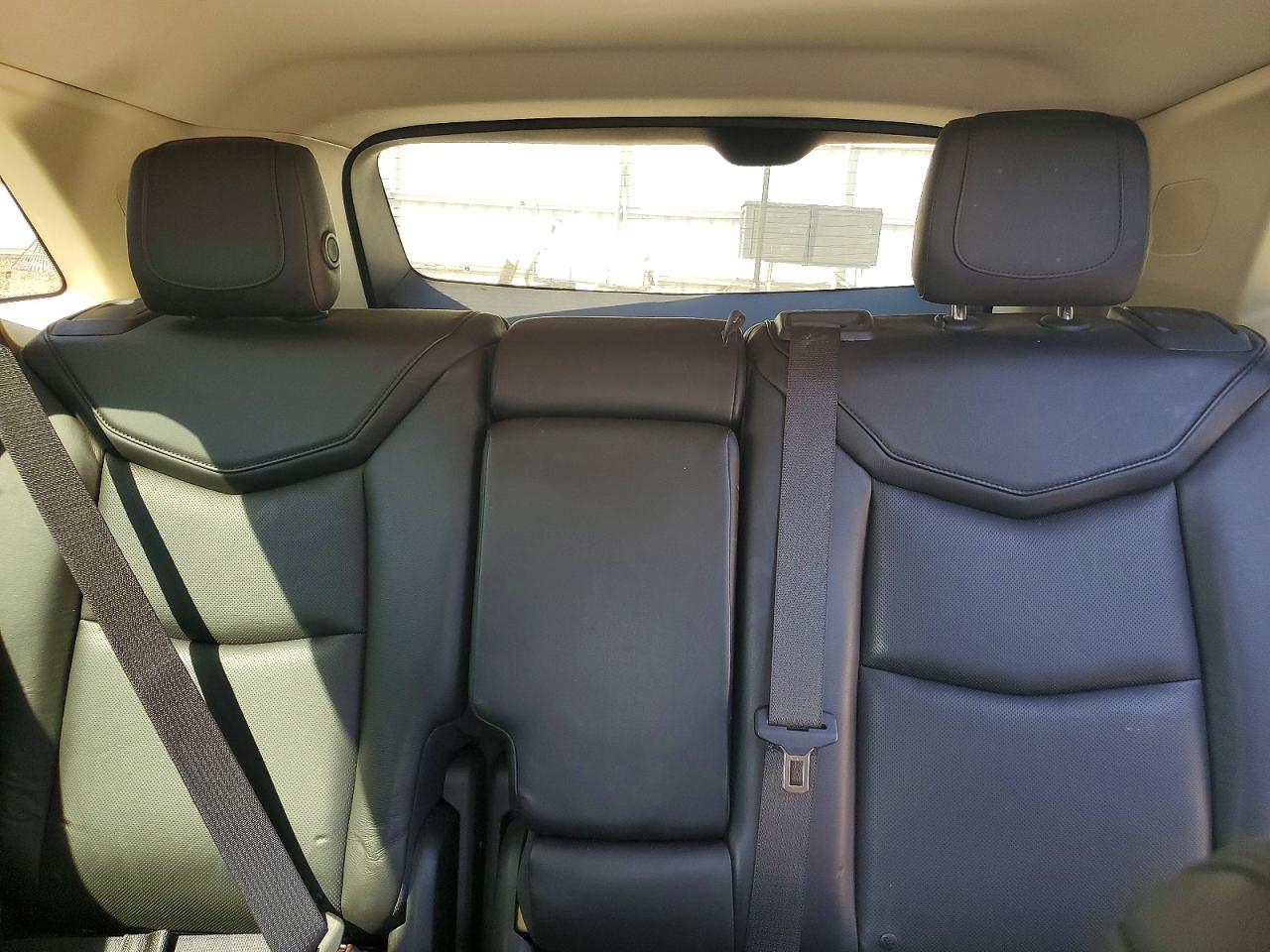 2017 CADILLAC XT5