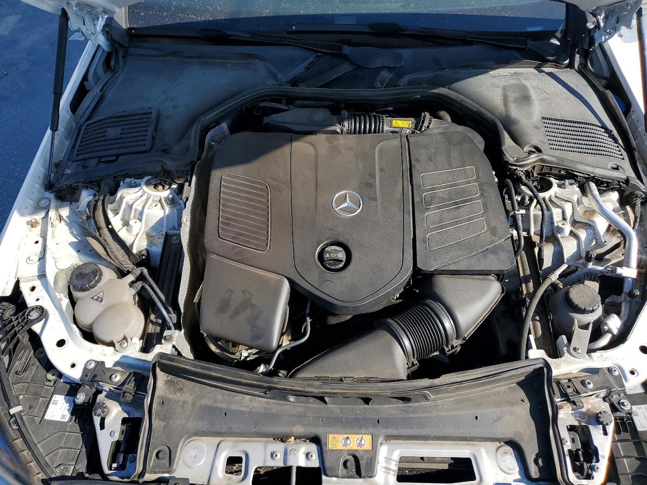 2022 MERCEDES-BENZ C-CLASS