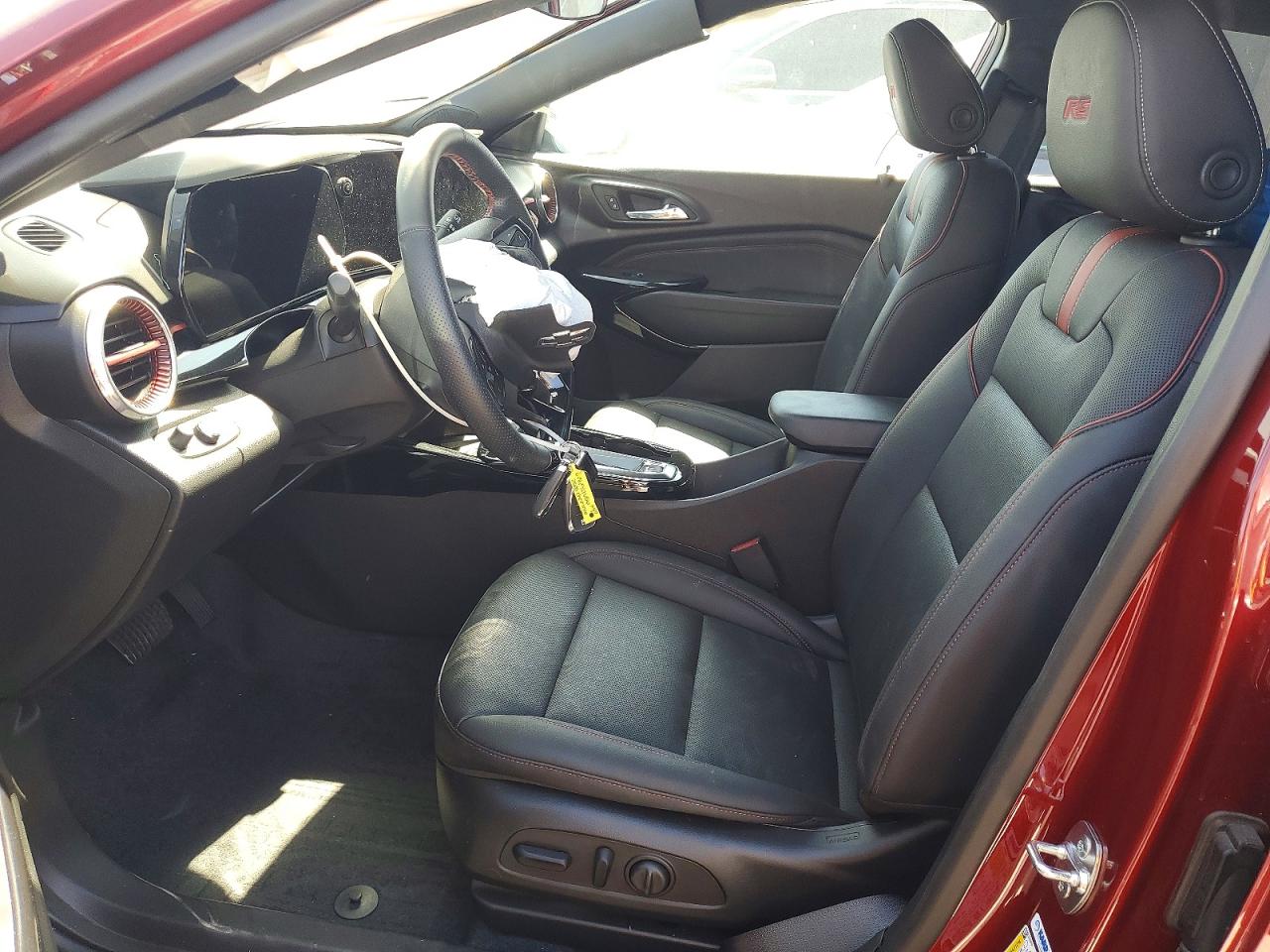 2025 CHEVROLET TRAX 2RS