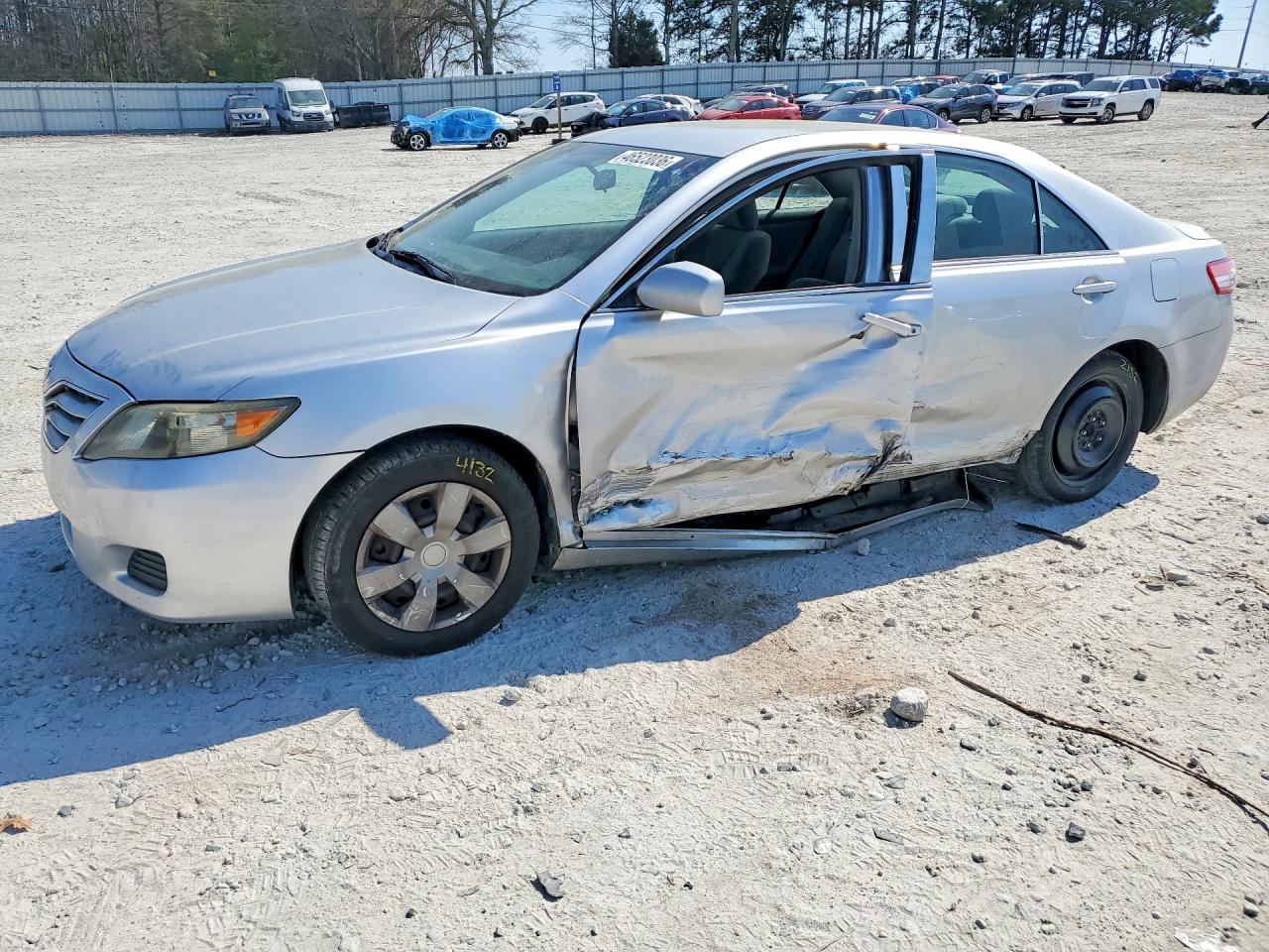 2010 TOYOTA CAMRY