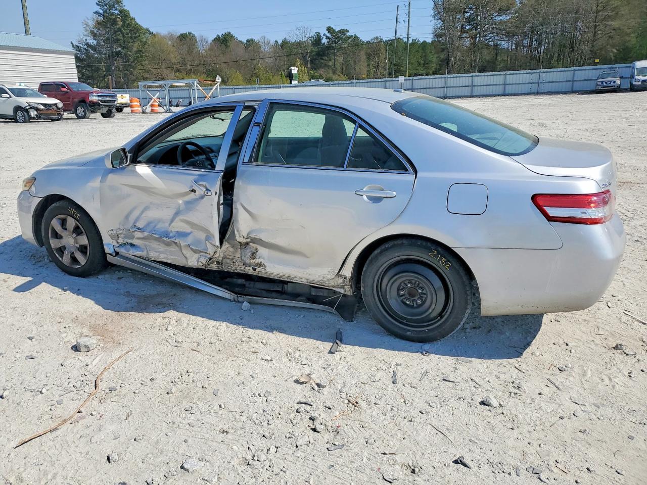 2010 TOYOTA CAMRY