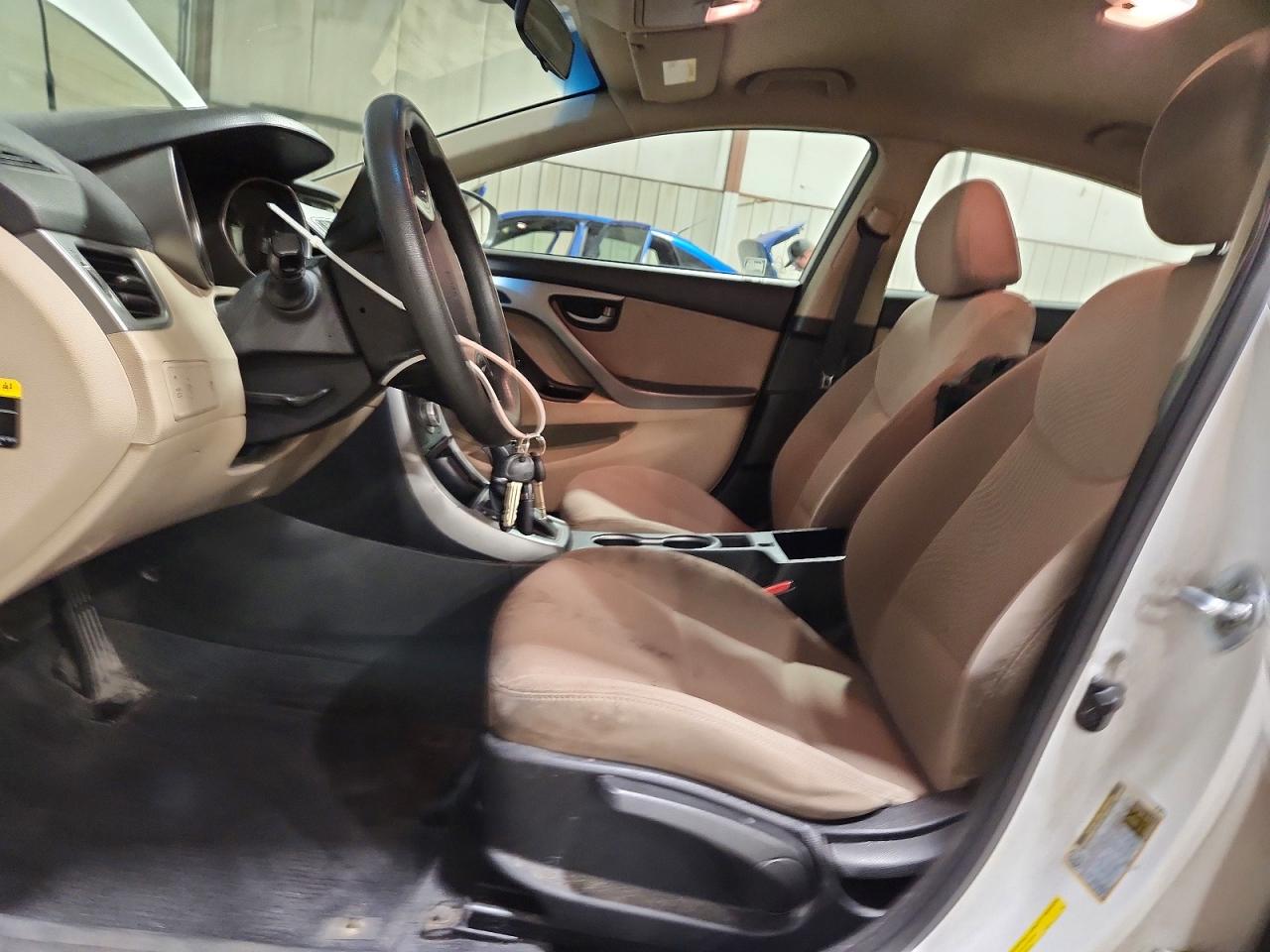 2015 HYUNDAI ELANTRA