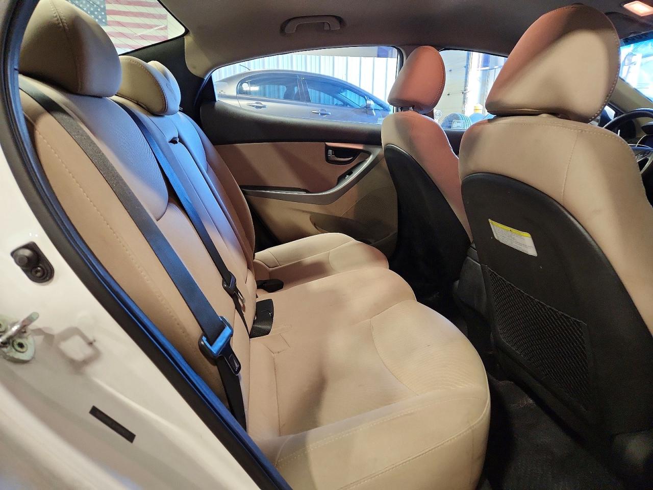2015 HYUNDAI ELANTRA
