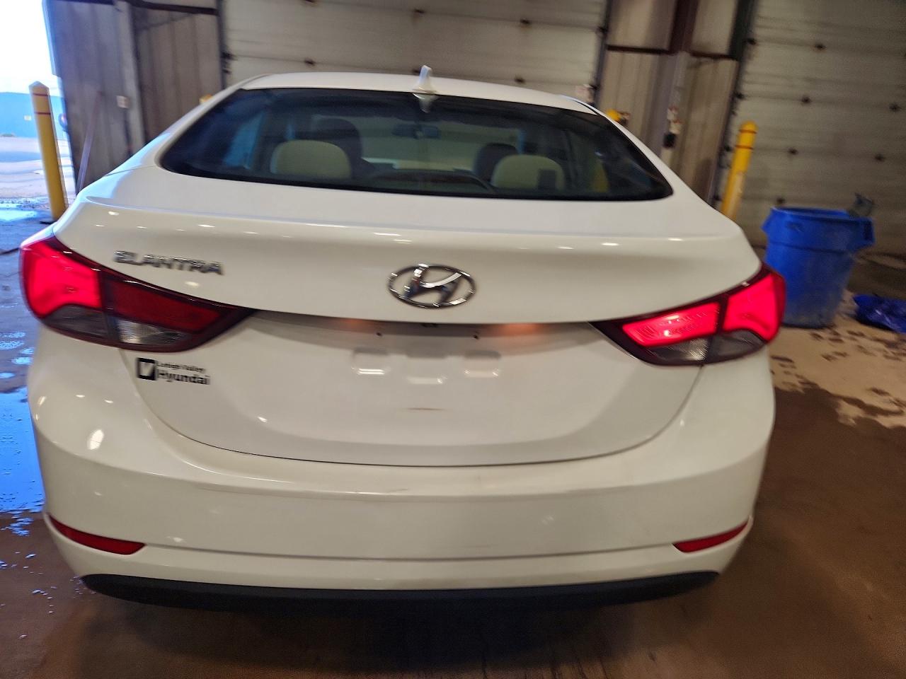 2015 HYUNDAI ELANTRA