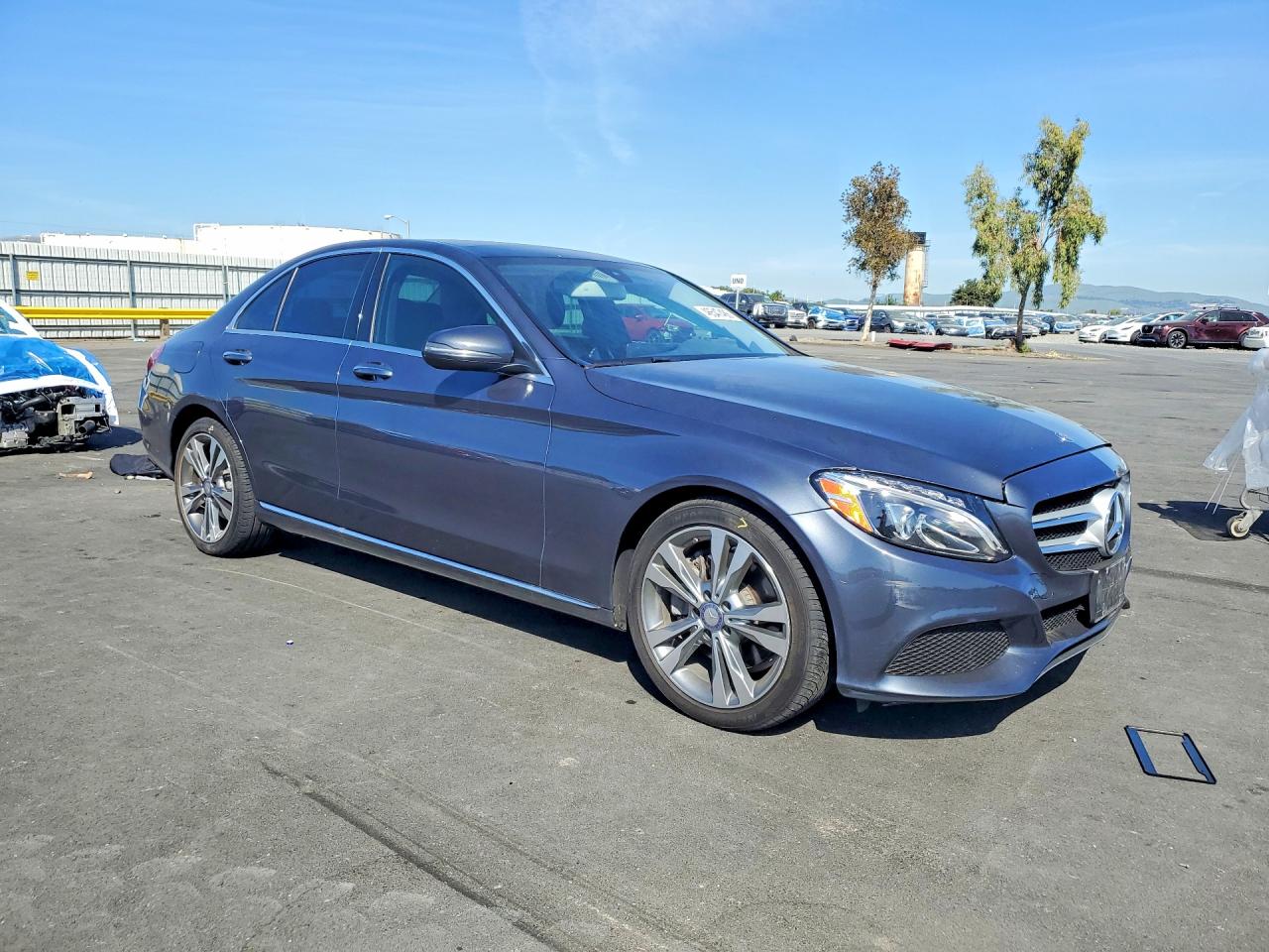 2016 MERCEDES-BENZ C-CLASS