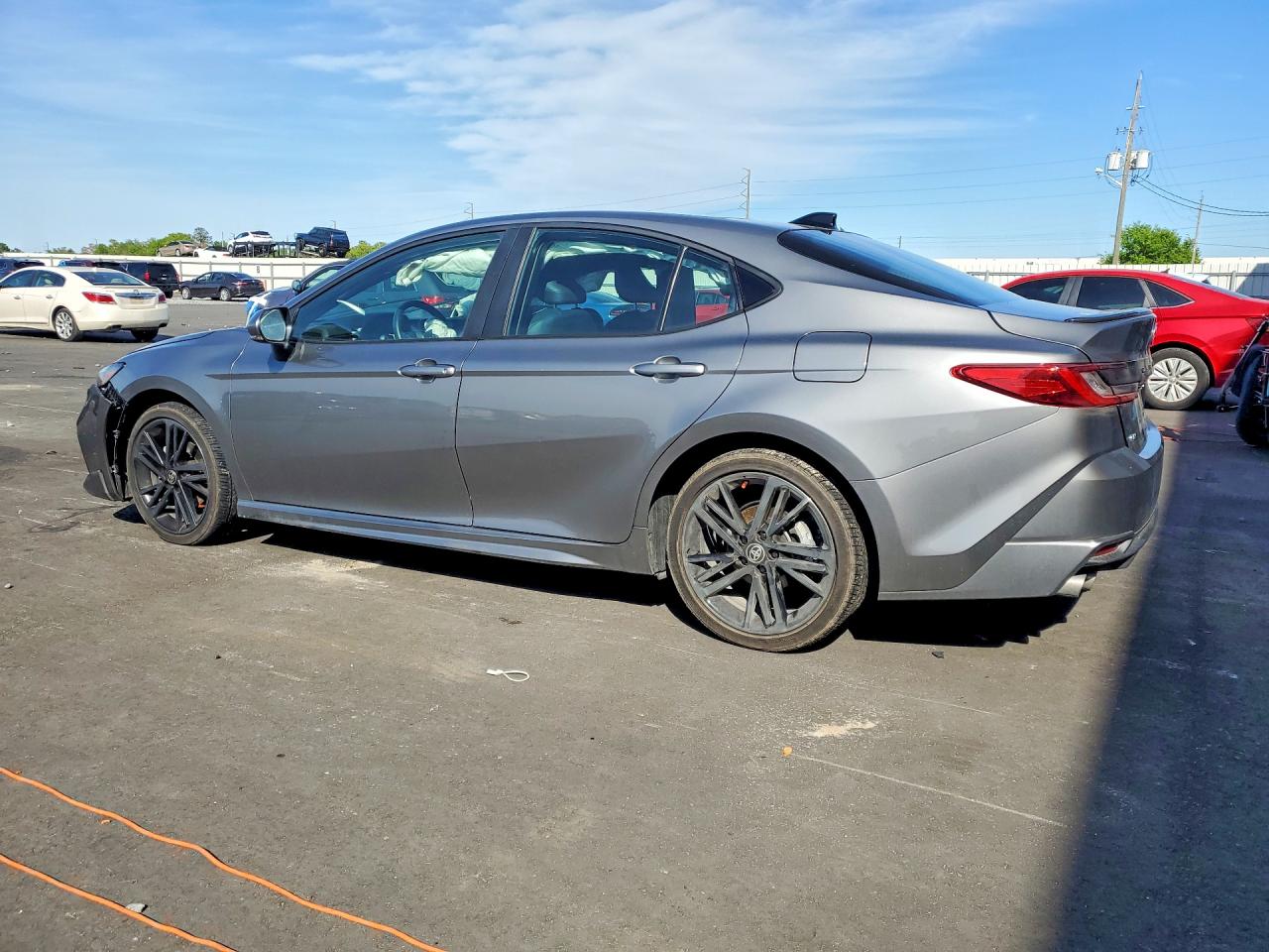 2025 TOYOTA CAMRY