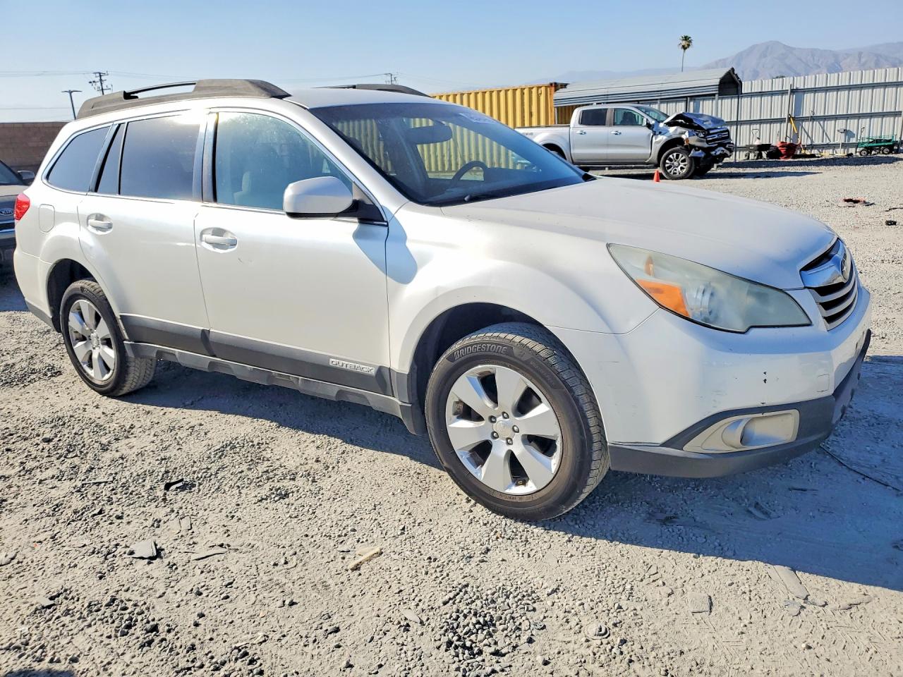 2012 SUBARU OUTBACK