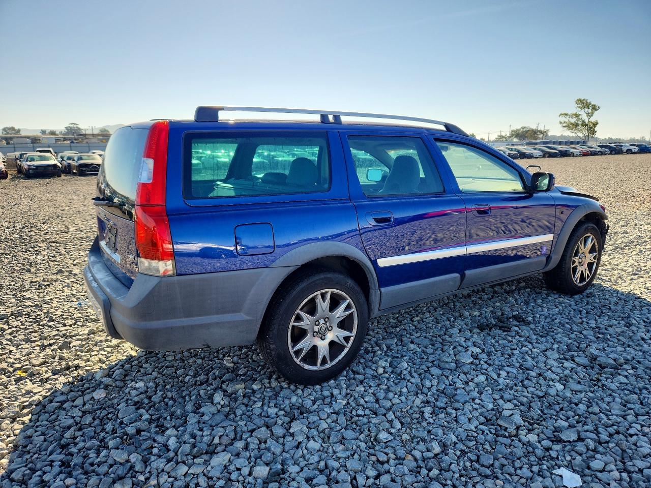 2006 VOLVO XC70